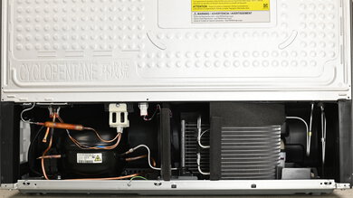 Samsung Bespoke RM80F23VMR Machine Compartment Photo