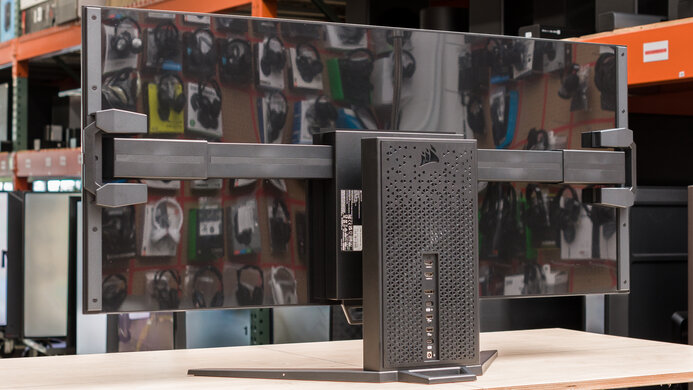 Corsair XENEON FLEX 45WQHD240 Back Picture