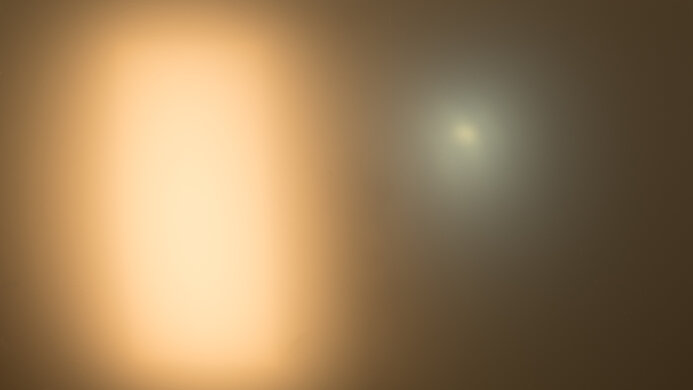 Gigabyte AORUS FI32U Bright Room Off Picture