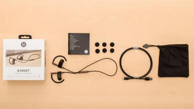 Bang & Olufsen Earset Wireless In the box Picture