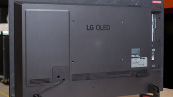 LG C5 42 OLED Build Quality Picture