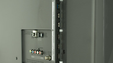 LG UF7700 Side Inputs Picture