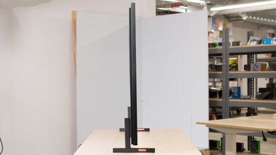 Samsung QN900F 8K Thickness Picture