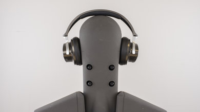 Creative Aurvana Gold Wireless Rear Picture