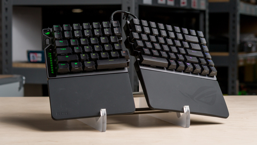 ASUS ROG Falcata Review - RTINGS.com