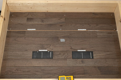 Sanitaire PROFESSIONAL Upright Wood Cracks Post Test