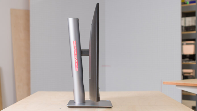 ASUS ProArt Display PA27JCV Thickness Picture