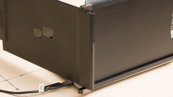 Mobile Pixels DUEX Plus Ergonomics Picture