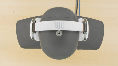 JBL Synchros E50BT Wireless Top Picture