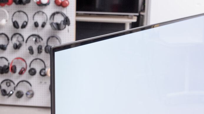 LG 48 CX OLED Borders Picture