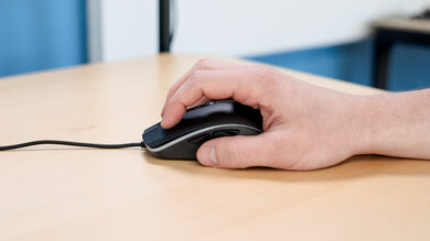 HyperX Pulsefire Surge Claw Grip Picture