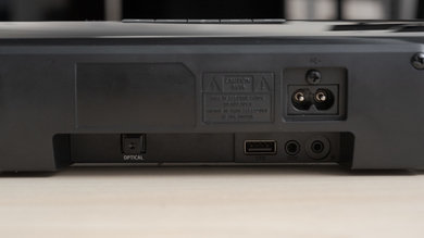 TCL Alto 5+ Physical inputs bar photo 1