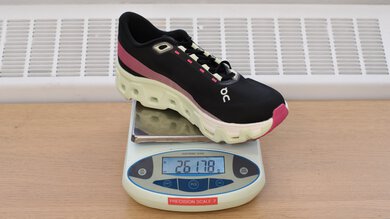On Cloudmonster Hyper Left Shoe Weight Photo