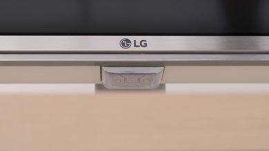 LG UH8500 Controls Picture
