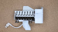 GE GNE27JYMFS Ice Maker Upper Photo