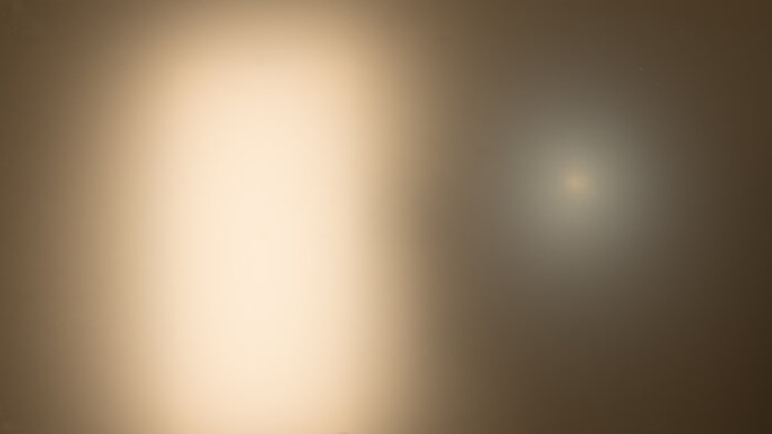 LG 27GP850-B/27GP83B-B Bright Room Off Picture