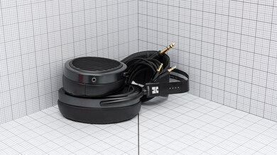 HiFiMan Arya Stealth Magnet Version Portability Picture
