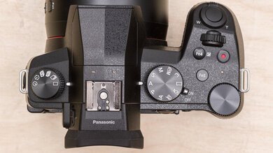 Panasonic LUMIX FZ1000 II Body Picture