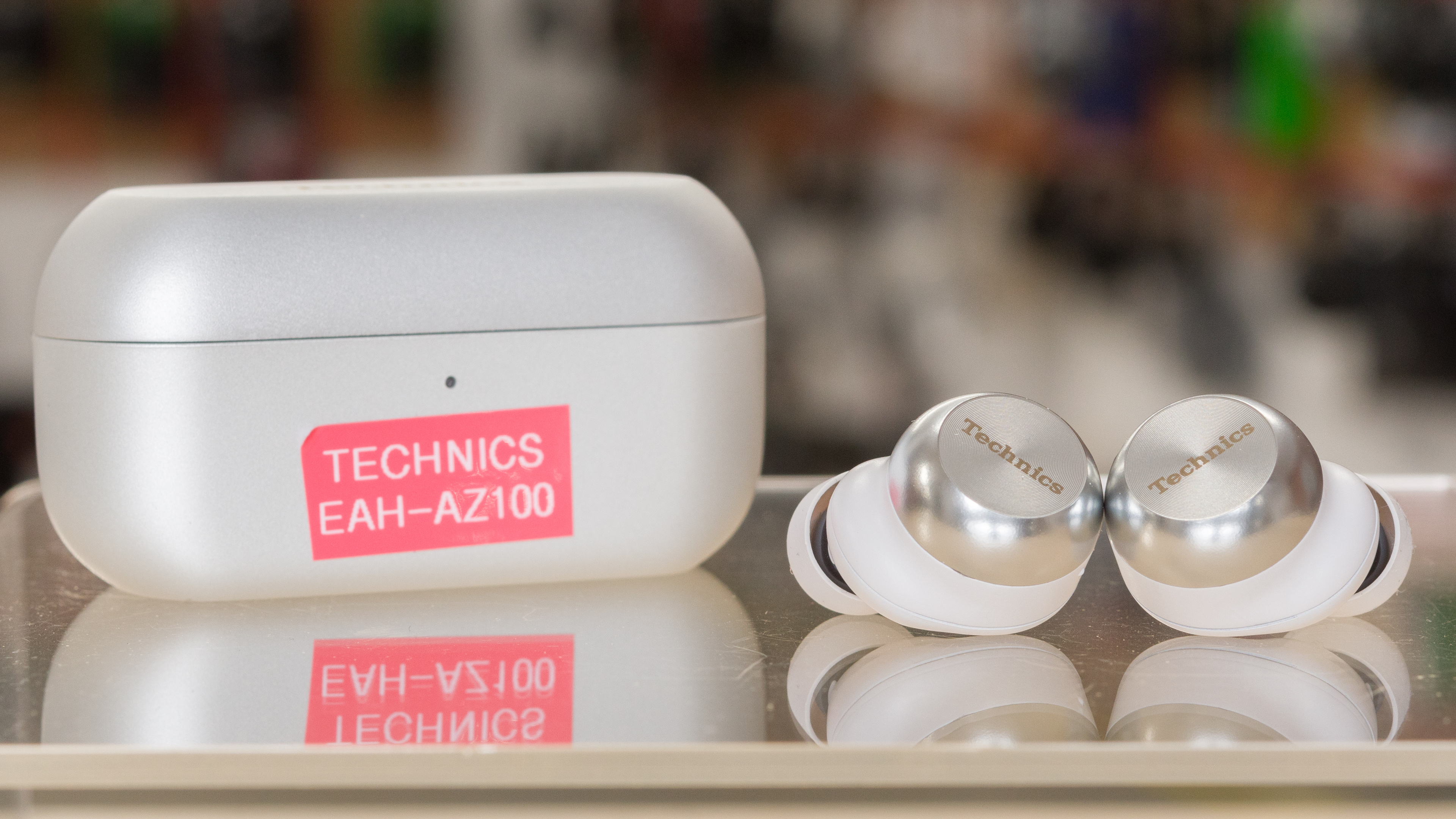Technics EAH-AZ100 vs Apple AirPods Pro 3: Which Headphones Are