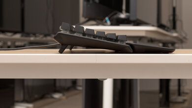 SteelSeries Apex 5 Side Picture