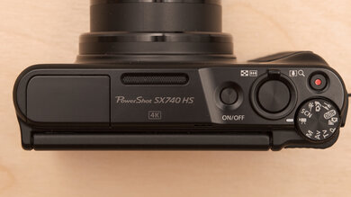 Canon PowerShot SX740 Body Picture