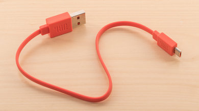 JBL Free X True Wireless Cable Picture