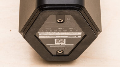 NETGEAR Nighthawk RS300 Mount Photo