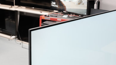 LG E9 OLED Borders Picture