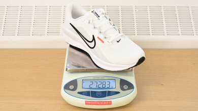 Nike Downshifter 13 Right Shoe Weight Photo