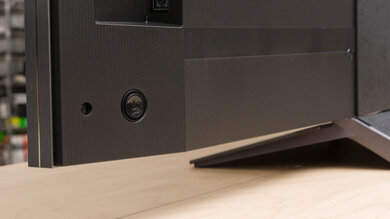 TCL 6 Series/R648 2021 8k QLED Controls Picture