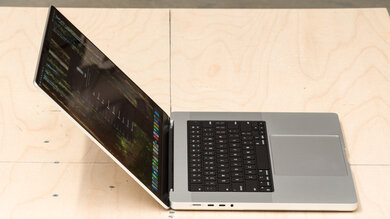 Apple MacBook Pro 16 (2024) Hinge Photo