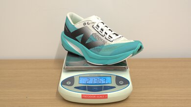 New Balance FuelCell Rebel v4 Right Shoe Weight Photo