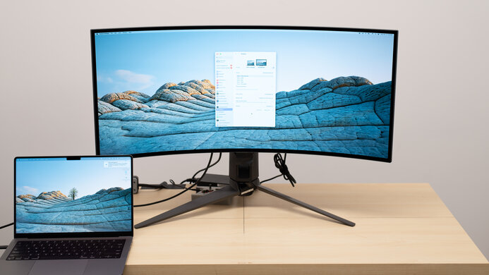 ASUS ROG Swift OLED PG34WCDM Display Picture