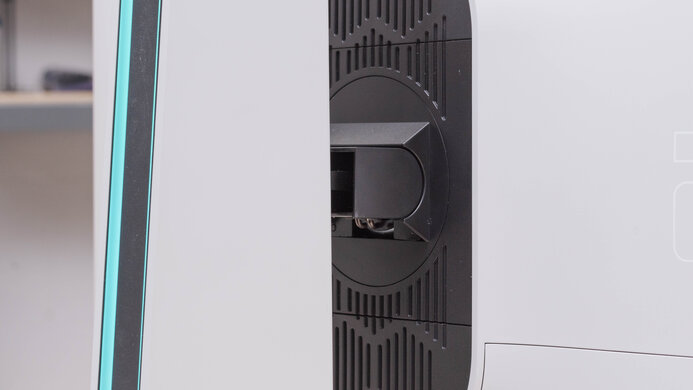 Dell Alienware AW2721D Ergonomics Picture