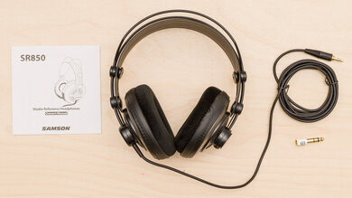 Samson SR850 In The Box Picture