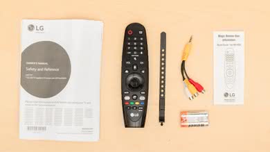 LG SK9500 In The Box Picture