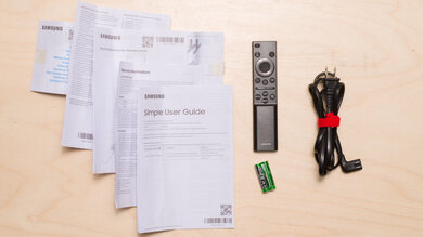 Samsung U8000F In The Box Picture