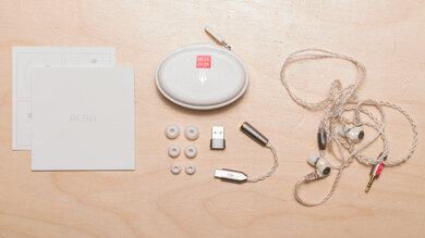 Meze ALBA In The Box Picture