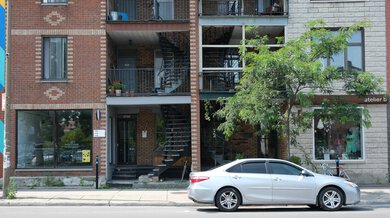 Fujifilm X-T5 Sample Gallery - Studio