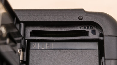 Panasonic LUMIX FZ80 Card Slot Picture