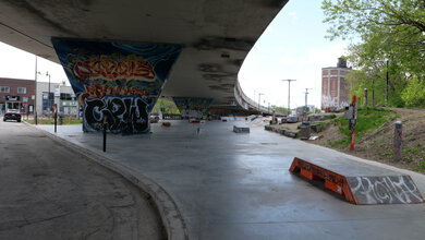 Leica D-Lux 7 Sample Gallery - Skate Park 