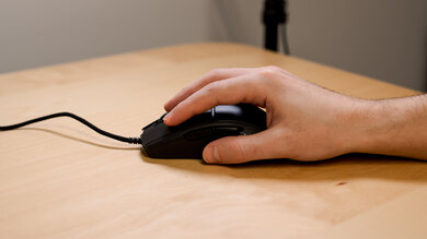 ROCCAT Burst Pro Fingertip Grip Picture