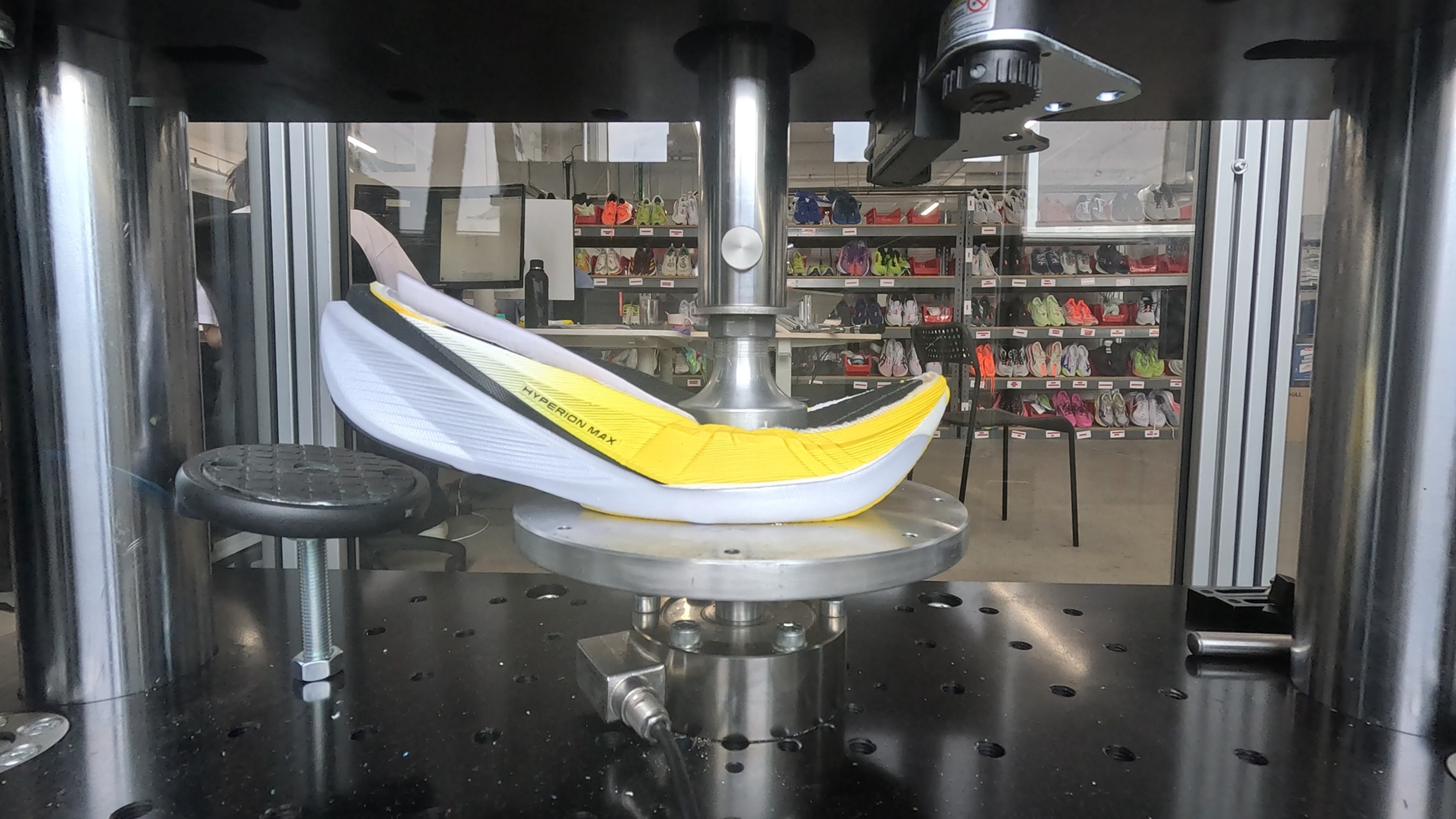 Brooks Hyperion Max 4 Review - RTINGS.com