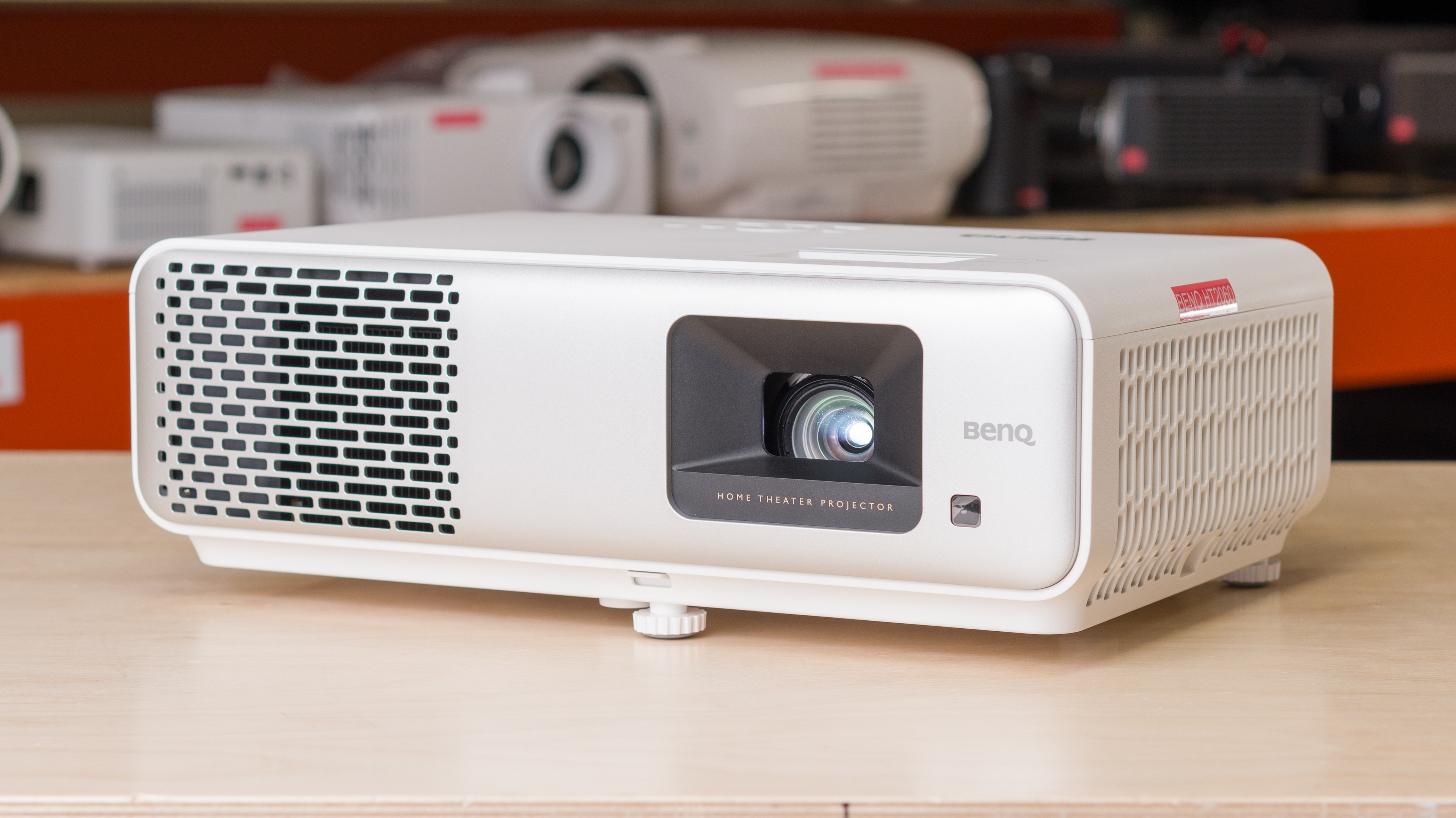 BenQ TH671ST vs HT2060: Which Projector Is Better? - RTINGS.com