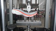 Saucony Hurricane 26 Forefoot Bending Resistance Picture