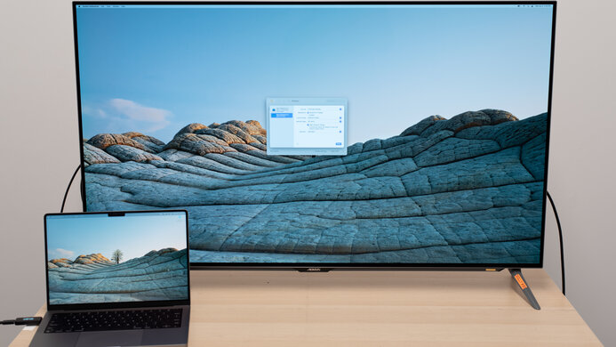 Gigabyte AORUS FO48U OLED Display Picture