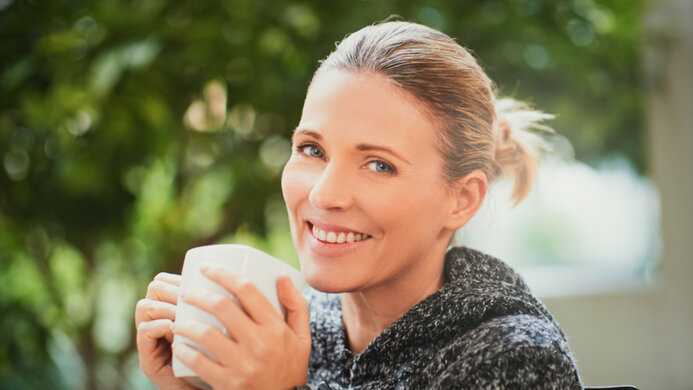 HP OMEN 27i Average Room