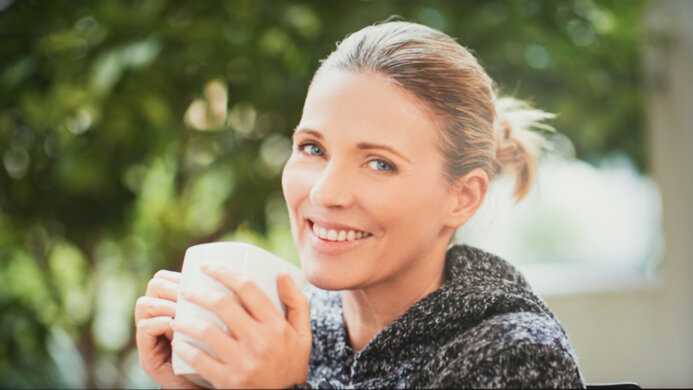 MSI Oculux NXG253R Average Room