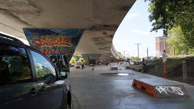 Sony α7C Sample Gallery - Skate Park 