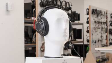 Philips SHP9600 Design Picture 2